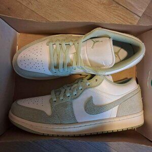 Air Jordan 1 Low SE "Seafoam" size 10 mens trainers #AirJordan #jordan